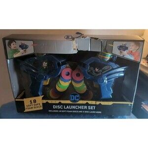 Batman/Joker Dual Disc Launcher Set  DC Comics  W/18 Foam Discs SHIPS FREE,READ